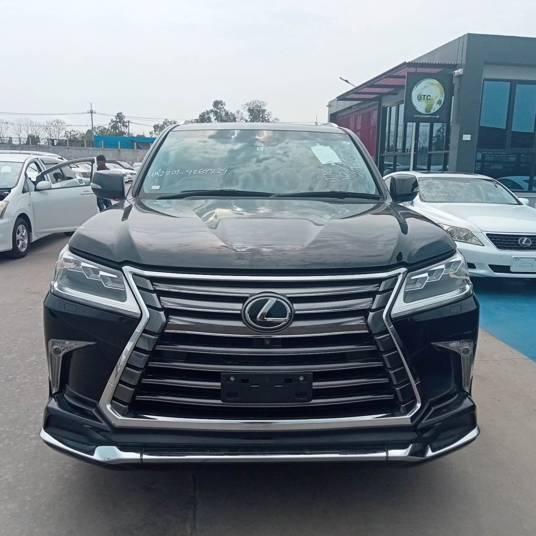 Lexus Lx570 2018 Black