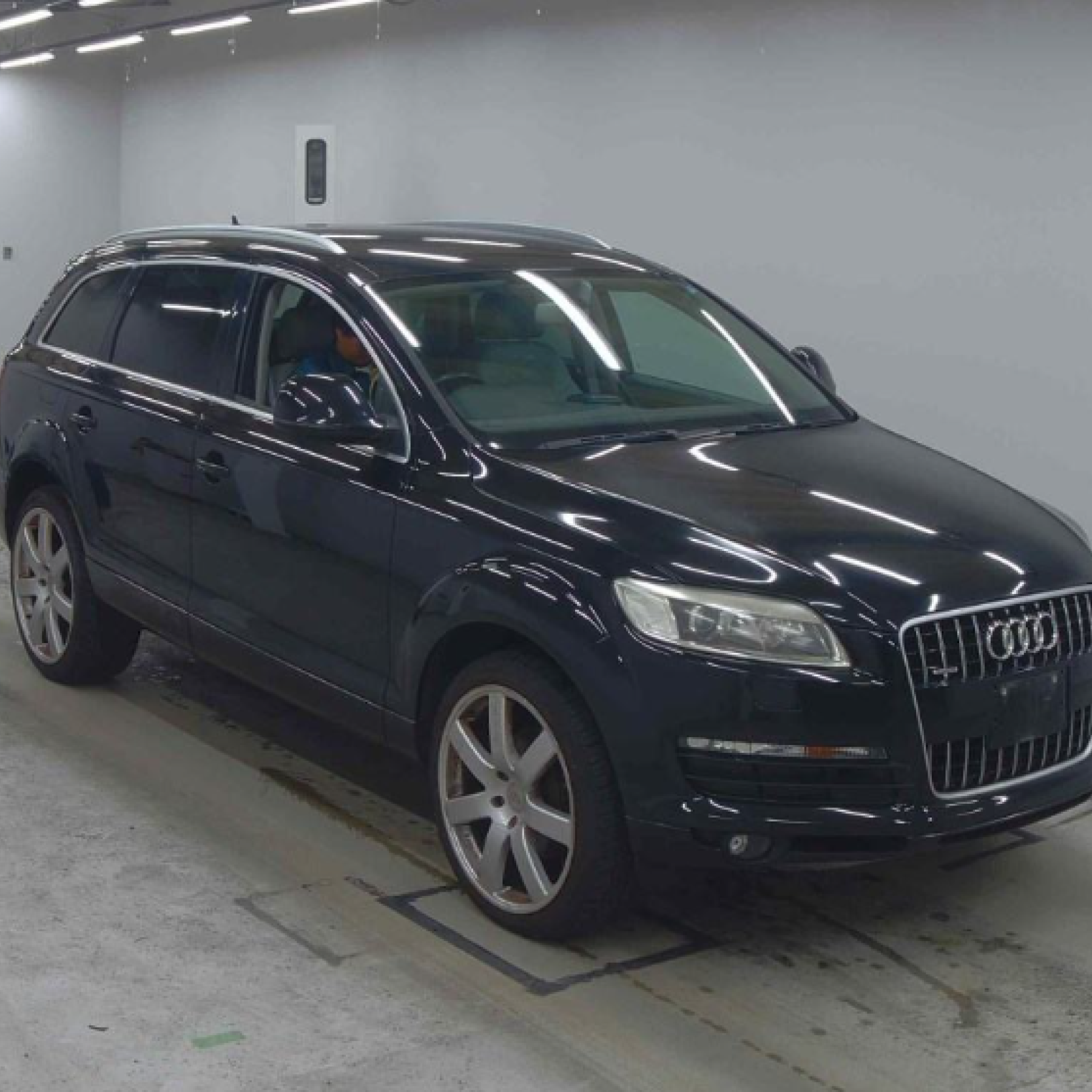 AUDI Q7 4WD